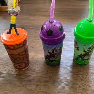 Chuck E Cheese Fun Rainbow Cup Celebrate with lid & straw 2 more Cups